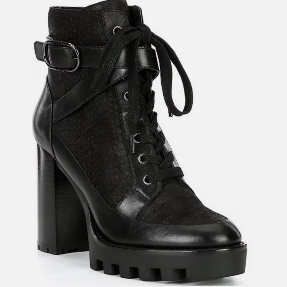 Antonio Melani Pearce Lug Sole Lace-Up Leather Booties NWT